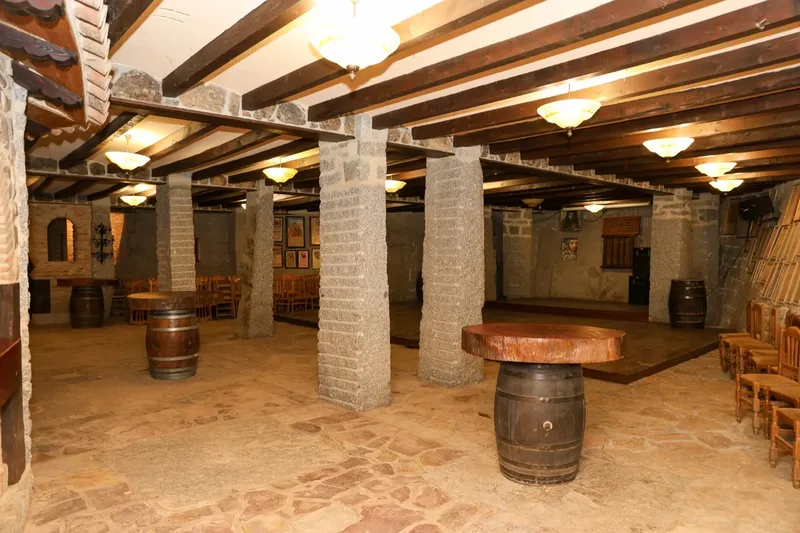 Con plaza de toros cubierta, foto 4